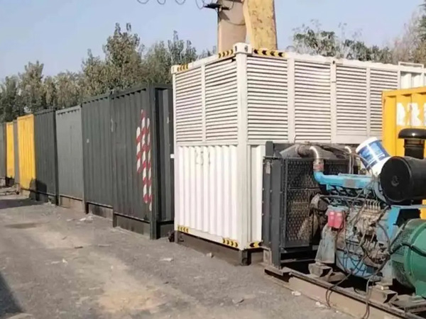 江油200KW柴油发电机机组每小时油耗是多少?